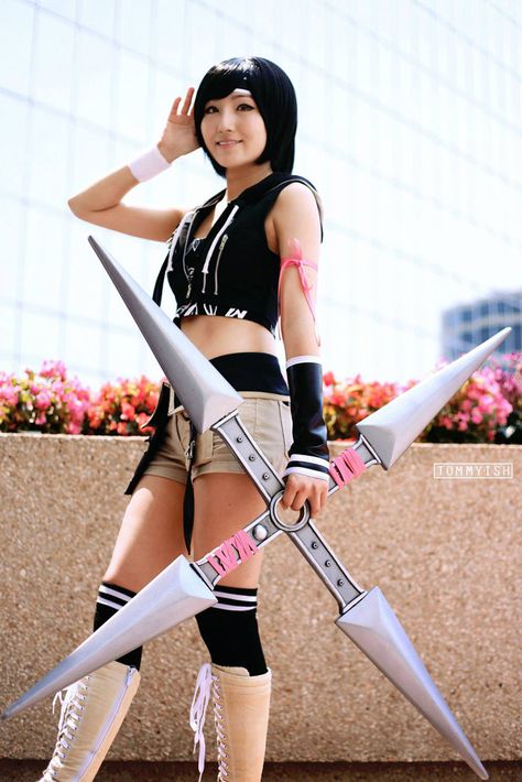 FF7 Cosplay | Advent Children | Yuffie Cosplay by https://www.deviantart.com/aurumcosplay on @DeviantArt Ff7 Cosplay, Yuffie Kisaragi, Cosplay Memes, Apoxie Sculpt, Funny Cosplay, Advent Children, Epic Cosplay, Kawaii Cosplay, Final Fantasy Art