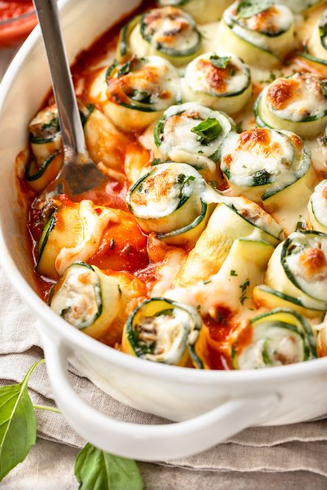 These zucchini roll ups are filled with a savory combination of Italian sausage, ricotta, spinach and mushrooms, then topped with mozzarella! | thecozyapron.com #zucchinirollups #zuc #zucchinirollupslasagna #zucchinirollupsricotta #zucchinirollupshealthy #zucchinirollupsrecipes Riccota Cheese Recipes, Zucchini Rollups, Zucchini Roll Ups, Mushroom Ricotta, Sausage Ricotta, Zucchini Roll, Ricotta Spinach, Spinach And Mushrooms, Zucchini Rolls