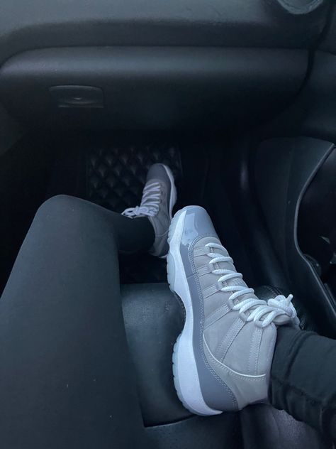 Sneakers Snapchat Story, Shoes Pics Aesthetic, Shoe Flicks, Shoe Ideas For Women, Shoes Snap, Shoes Pic, Shoe Pic, Shoes Pictures, Shoe Pics