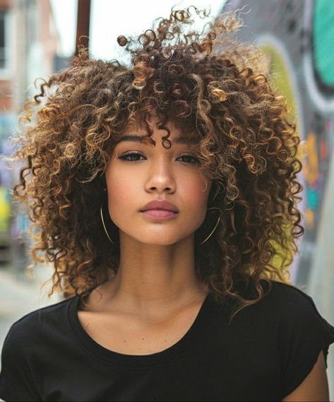 Curly Haircut Styles Natural Curls, Naturally Curly Long Hairstyles, Afro With Crown, Afro Curls Hairstyles, Girls Curly Haircut, Curly Hairstyles Color, Curly Hair Hair Cuts, Curly Hairstyles Afro, Brown Curly Hairstyles