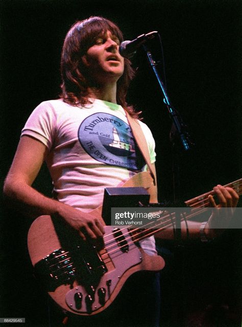 News Photo : Photo of Randy MEISNER and EAGLES, Randy Meisner,... History Of The Eagles, Eagles Music, Randy Meisner, Eagles Band, Glenn Frey, Bass Guitarist, Linda Ronstadt, Country Rock, Music Memories