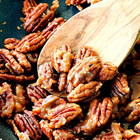 5 Minute Perfect Caramelized Nuts - Carlsbad Cravings Candied Nuts Recipe, Glazed Nuts, Cookies 2023, Snacks Homemade, Caramelized Walnuts, Winter Fruit Salad, Berry Fruit Salad, Twice Baked Sweet Potatoes, Butternut Squash Salad