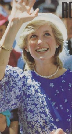 Diana Wallpaper, Princess Diana Fashion, Princess Diana Family, Princess Diana Photos, Princess Diana Pictures, Princes Diana, Diana Fashion, Lady Diana Spencer, Diana Spencer