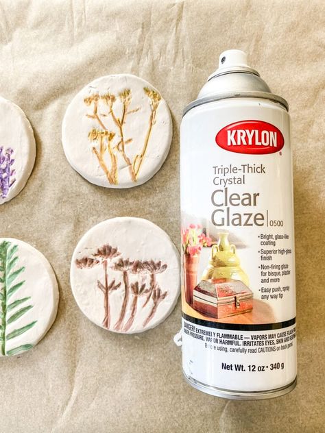 How To Glaze Clay At Home, How To Make Clay Coasters, Salt Dough Coasters Diy, Diy Clay Coaster Ideas, Salt Dough Coasters, Coasters Diy Clay, Coasters Clay, Air Dry Clay Coasters Diy, Diy Clay Coasters