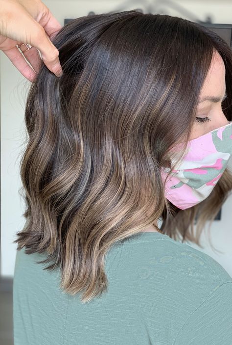 Brunette Balayage Hair Cool Tone, Brown Balayage Short, Teasy Lights On Dark Hair, Brunette Partial Highlights, Balayage Brunette Medium, Bronde Balayage Brunettes, Brown Balayage Short Hair, Dark Brown Hair With Balayage, Teasy Lights Brunette