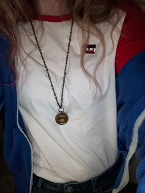 i wore my tommyinnit cosplay outfit around yesterday, it was really fum for some reason lol Tommyinnit Outfit Ideas, Tommyinnit Cosplay Outfit, Tommyinnit Red And White Shirt, Tommyinnit Outfit, Tommyinnit Merch, Tommyinnit Core, Tommy Cosplay, Tommy Aesthetic, Tommyinnit Merch Hoodie