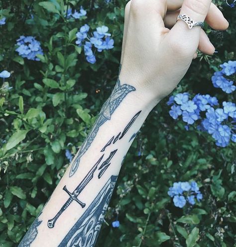 Bag End Tattoo, The Hobbit Tattoo Minimalist, Small Lotr Tattoo Simple, Subtle Lord Of The Rings Tattoo, Boromir Tattoo, Narsil Tattoo Lord Of The Rings, Leaves Of Lorien Tattoo, Rivendell Tattoo, Lotr Sting Tattoo