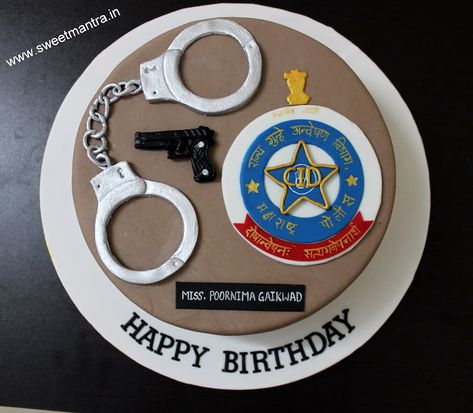 CID Police theme designer fondant cake by Sweet Mantra - Customized 3D cakes Designer Wedding/Engagement cakes in Pune - http://cakesdecor.com/cakes/332168-cid-police-theme-designer-fondant-cake Police Cake, Police Officer Birthday, Police Cakes, Designer Cake, Designer Cakes, Adult Birthday Cakes, Custom Birthday Cakes, 3d Cakes, Fondant Cake Toppers