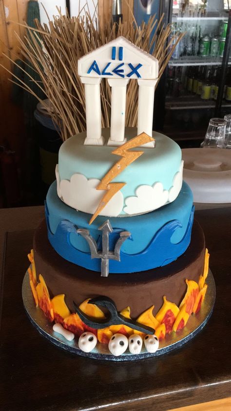 Percy Jackson Cupcake Ideas, Greek Mythology Birthday Cake, Percy Jackson Valentine Box Ideas, Greek Mythology Cake Ideas, Percy Jackson Inspired Food, Percy Jackson Themed Cake, Percy Jackson Themed Food, Percy Jackson Party Food, Pjo Birthday Party Ideas