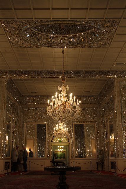 Mirror's Hall, Niavaran Palace, Tehran, Iran. It sparkles in a still photograph, can you imagine it in person? Niavaran Palace, Tehran Iran, Royal Aesthetic, Gold Aesthetic, Classy Aesthetic, Tehran, Beautiful Architecture, Pretty Places, Design Case