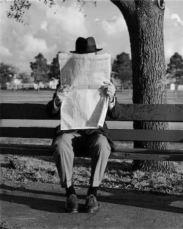 H Armstrong Roberts Photography, Man Reading Newspaper, Newspaper Drawing, Vintage Art Posters, Magazine Cover Ideas, Portrait Man, Man Reading, Reading Newspaper, Man Sitting