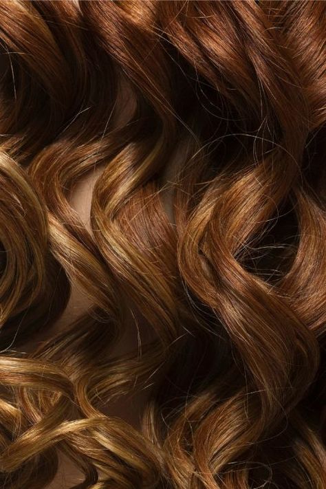 GENIUS WAYS TO GET BETTER CURLS AT HOME- Condition twice to prevent frizz. Click through to find out why this hack works and which stylish blogger recommended it. Hair Dyed Underneath, Diy Hair Hacks, Natural Hair Regimen, Hair Regimen, Black Hair Care, Clever Hacks, Deep Conditioner, Frizz Free, Natural Hair Growth