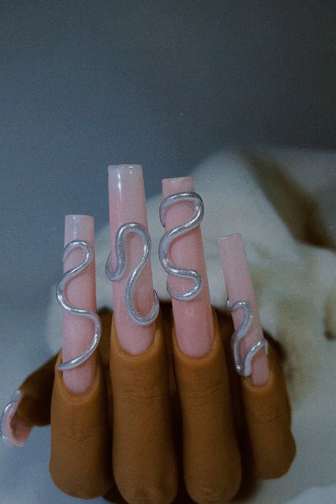 extra long square nail with 3D chrome swirl nails Nail Inspo Extra, Chrome Swirl Nails, Extra Long Square Nails, Gold Gel Nails, 3d Acrylic Nails, 3d Chrome, Swirl Nails, Long Square Nails, Builder Gel Nails