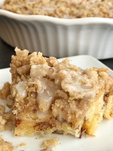 Cinnamon Rolls Homemade No Yeast, Easy Cinnamon Roll Casserole, Cinnamon Rolls No Yeast, Rolls No Yeast, Cinnamon Roll Turkeys, No Yeast Cinnamon Rolls, Fall Desserts Apple, Overnight Cinnamon Rolls, Pecan Cinnamon Rolls