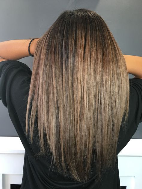 Balayage Straight, Brown Ombre Hair, Gorgeous Hair Color, Hair Ombre, Brown Hair Balayage, Ombré Hair, Sharon Stone, Haircuts For Medium Hair, Brown Blonde Hair