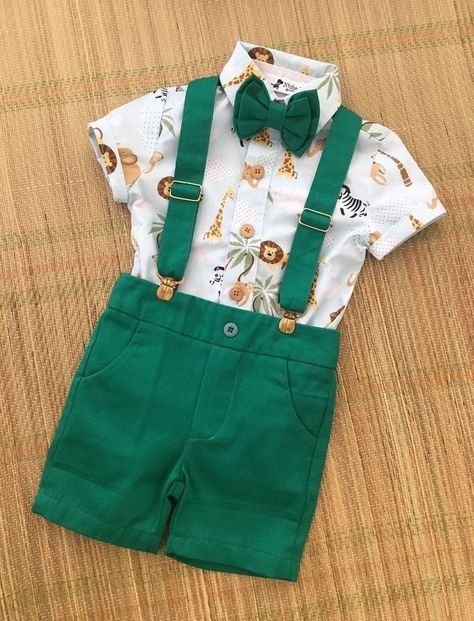 Blue Safari Birthday Party, Safari Birthday Party Outfit, 1 Birthday Boy Themes, Baby Safari Outfit, Birthday Party Safari, Safari Theme Birthday Party, Baby Boy Birthday Themes, Jungle Thema, Safari Outfit