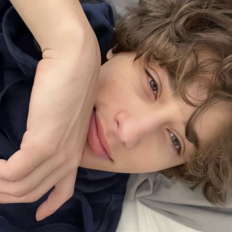 Brown Hair And Brown Eyes Boys, Myles Brown Instagram, Boy With Brown Hair And Green Eyes, Light Brown Hair Guy, Brown Hair Blue Eyes Man, Bambi Aesthetic, Boys Haircuts Long Hair, Guys With Green Eyes, Boys With Green Eyes