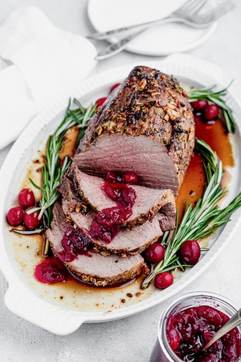 Holiday Roast Beef is delicious and tender roast beef that is excellent for a holiday dinner. Though you can serve this roast any day! via @2kitchendivas Holiday Roast Beef, Christmas Roast Beef, Meaty Appetizers, Christmas Beef, Holiday Roast, Peruvian Ceviche, Vinegar Recipes, Tender Roast Beef, Balsamic Sauce