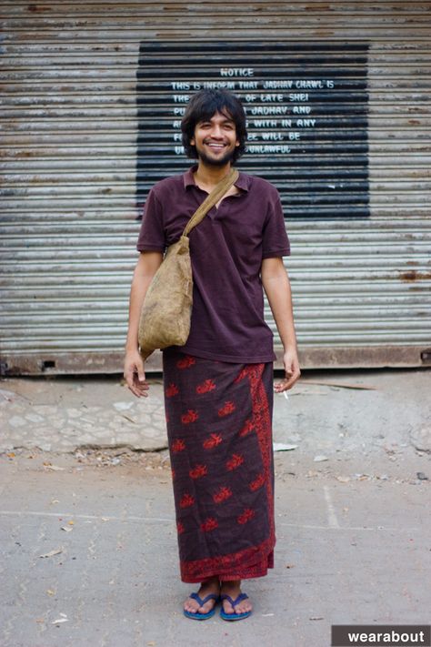 street fashion india mens style India Street Style, India Street, About Women, Mens Style, New Wardrobe, Ethnic Fashion, Street Fashion, Women's Style, Written By