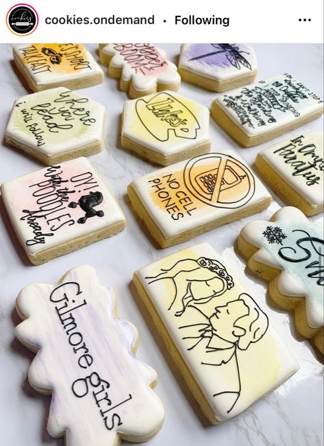 Gilmore Girls Cookies Decorated, Gilmore Girls Party Decorations, Gilmore Girls Cookies, Gilmore Girls Birthday, Cookie Themes, Gilmore Girls Party, Royal Cookies, Sugar Cookies With Royal Icing, Perfect Sugar Cookies