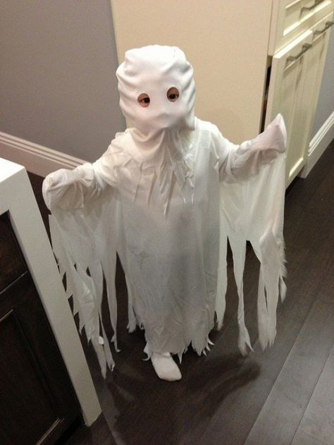 Ghost Costume Ideas, Diy Ghost Costume, Costume For 3, Ghost Costume Kids, Easy Homemade Halloween Costumes, Ghost Outfit, Diy Costumes Kids Boys, Diy Ghost, Costume Ideas Halloween