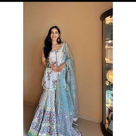 Manushi Chiller, Manushi Chhillar, Deepika Padukone Style, Long Kurti Designs, Lehenga Skirt, Ethnic Looks, Celebrity Trends, Wedding Vibes, Indian Outfit