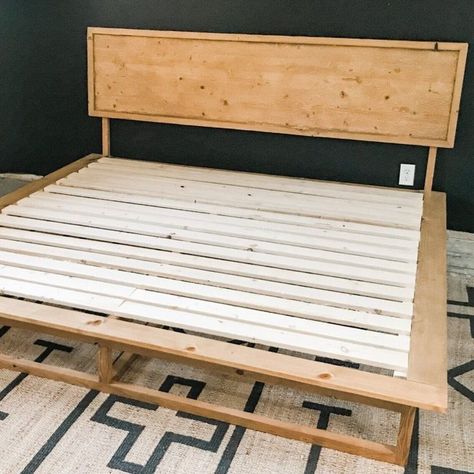 Diy King Bed, Diy King Bed Frame, Modern King Bed, Diy Mid Century Modern, Diy Mid Century, Bedroom Beds, Bed Hardware, Murphy Bed Diy, Modern Platform Bed