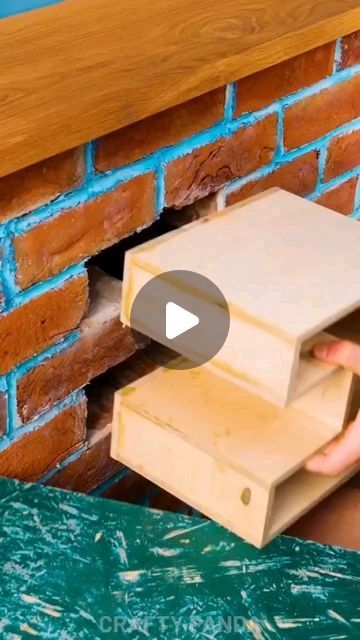 Christmas Napkin Folding, Diy Crafts Vintage, Wedding Anniversary Decorations, House Construction Plan, Brick And Wood, House Construction, Construction Plan, Awesome Videos, Anniversary Decorations