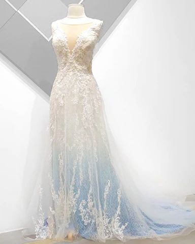 The Fabric Almanac: What to Expect with Dyeing Your Dress Dye Lab, Dip Dye Wedding Dress, Dye Wedding Dress, Ombre Gown, Short Bride, Ombre Wedding, Printed Gowns, Custom Wedding Dress, Morning Wedding