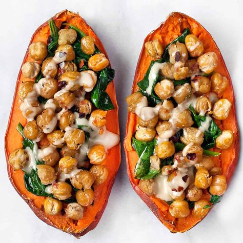 Chickpea Spinach Stuffed Sweet Potatoes with Tahini | Last Ingredient Chickpea Spinach, Stuffed Sweet Potatoes, Sweet Potato Spinach, Crispy Chickpeas, Sunday Meal Prep, Garbanzo Beans, Canned Chickpeas, Sweet Potato Recipes, Vegan Lunch