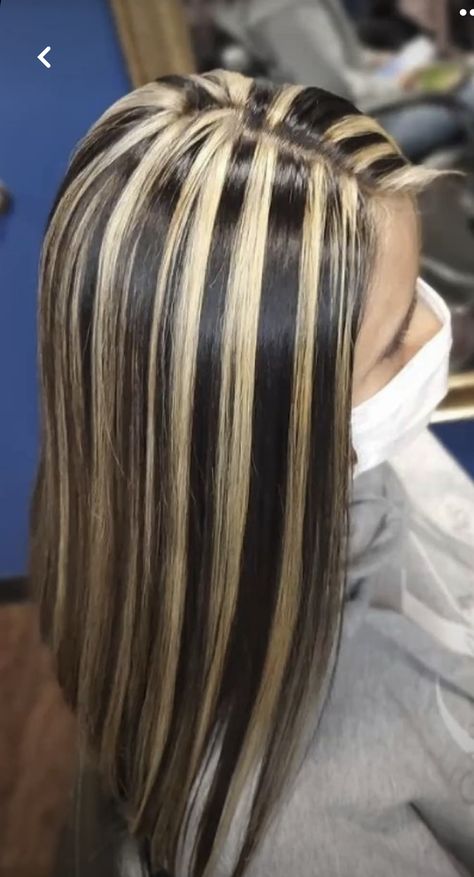 Thick Blonde Highlights On Dark Hair, Blonde Hilights On Dark Brown Hair, Highlights Hair Brunette, Blonde Hair Black Highlights, Chunky Blonde Highlights On Brown Hair, Brown With White Highlights, Blonde Hair With Black Highlights, 2000s Highlights Hair, Blonde With Black Highlights