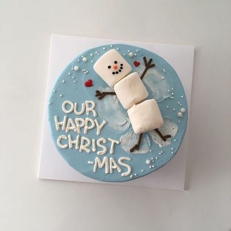 Christmas Cakes Easy, Christmas Themed Cake, Decoration Patisserie, Christmas Cake Designs, New Year's Cake, Christmas Cake Decorations, Simple Cake Designs, Xmas Cake, Winter Cake