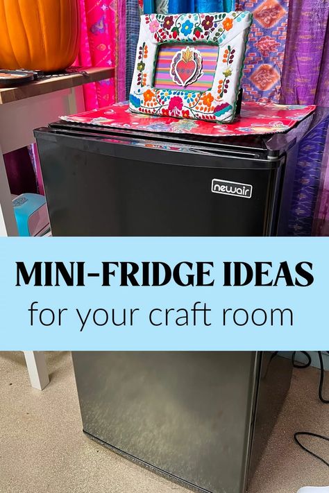 Diy Mini Fridge Makeover, Dorm Room Ideas Organization Mini Fridge, Stocked Mini Fridge Snacks, Creative Ways To Hide Mini Fridge, Mini Fridge Decoration Ideas, Bedroom With Mini Fridge, Fridge Decoration Ideas Diy, Mini Fridge Organization Ideas, Mini Fridge Snack Ideas