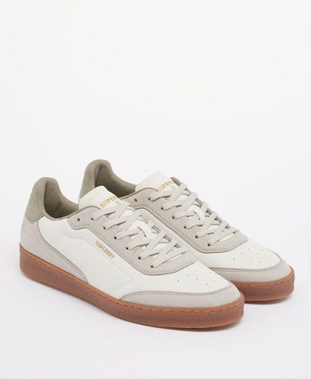 Trainers Shoes For Men, Superdry Shoes, Sneakers 2024, Sport Shoes Design, Mens Casual Leather Shoes, Retro Trainers, Beige Sneakers, Shoe Designs, Trendy Boy Outfits