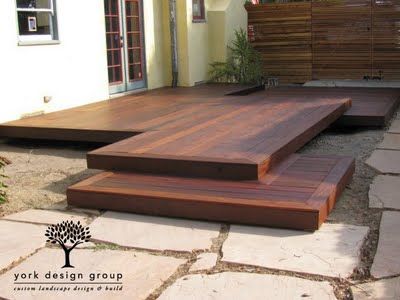 Backyard Decking Ideas, Decking Ideas Outdoor, Backyard Decking, Ideas For Small Gardens, Pallet Stairs, Ipe Deck, Deck Building Plans, Outdoor Decking, Ipe Decking