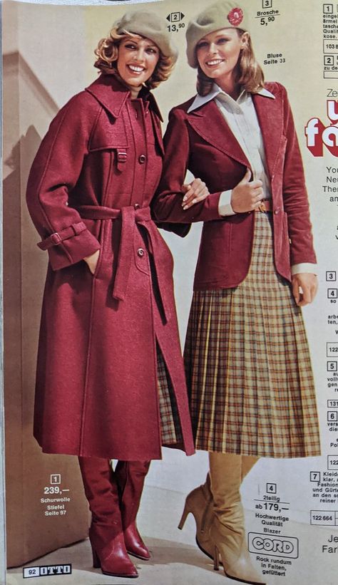 O14 1976 Fashion, 70 Fashion, 70s Women, Seventies Fashion, 70’s Fashion, Givenchy Man, Vintage Dress Patterns, Long Coat Women, Vintage Suits