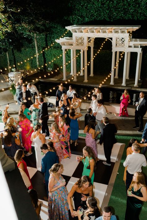 Interior Designer's Stunning Fall William Aiken House Wedding William Aiken House Wedding, Dinner Party Style, Outdoor Dance Floors, Southern Charm Wedding, William Aiken House, Charleston Weddings, Fancy Dinner Party, Autumn Wedding Reception, House Weddings