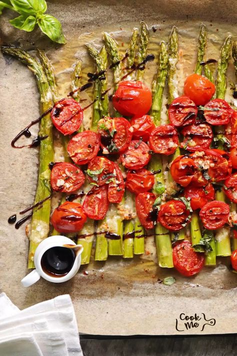 Parmesan Roasted Asparagus, Roasted Asparagus Recipe, Asparagus Balsamic, Asparagus Recipes Roasted, Easy Summer Dinners, Summer Produce, Dinners To Make, Balsamic Reduction, Roasted Asparagus