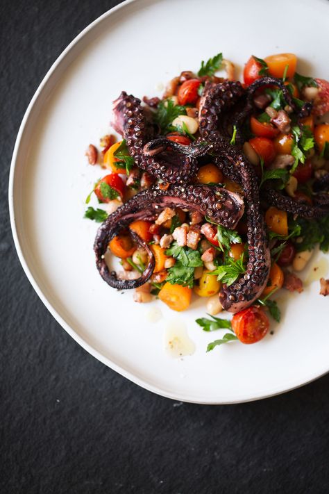 Make this charred Octopus with Warm White Bean and Tomato Salad and Guanciale Vinaigrette - get the recipe from Cooking with Cocktail Rings #sousvide #seafood #octopus #appetizer #italian White Beans And Tomatoes, Charred Octopus, Bean And Tomato Salad, Bistro Recipes, Meze Recipes, Beans And Tomatoes, Octopus Salad, Octopus Recipes, Cherry Tomato Salad