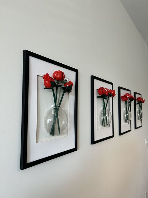 B❤️‍🔥 (@briioriginal__) on X Lego Flower Wall, Lego Roses, Lego Flowers, Lego Wall, Lego Lovers, Rose Frame, Lego Architecture, Wall Vase, Wall Frames