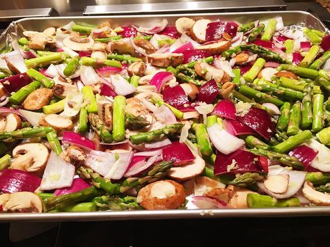 Asparagus Mushrooms And Onions, Roasted Asparagus And Mushrooms, Veggie Roast, Parmesan Meatloaf, Asparagus Mushroom, Mushroom Medley, Mushroom Garlic, Baked Appetizers, Garlic Baked