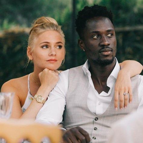 Black Man With White Woman, Black Man White Woman, Multicultural Couples, Famous Interracial Couples, Dream Girlfriend, Black And White Dating, Feminine Qualities, Prom Dates, Black Man White Girl