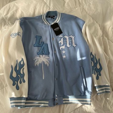 Cool Varsity Jackets, Men Varsity Jacket Outfit, Varsity Badges, Blue Varsity Jacket Outfit, Light Blue Varsity Jacket, Varsity Jacket Outfit Aesthetic, Jackets For School, Jock Jacket, Vasity Jacket