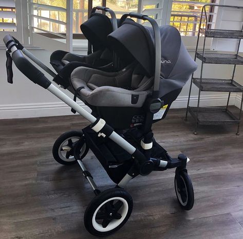 Luxury Baby Nursery, Baby Accesories, Newborn Stroller, Twin Strollers, Baby Room Themes, Baby Tumblr, Baby Life Hacks, Newborn Twins, Baby Necessities