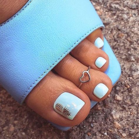 Top pedicure ideas for spring, summer, fall, and winter to try out. Browse these pedicure ideas and pedicure colors now! Toenail Art Designs, Pedicure Designs Toenails, Summer Pedicure, Pedicure Colors, Gel Toe Nails, Toe Nail Color, Pretty Toe Nails, Cute Toe Nails, Summer Toe Nails