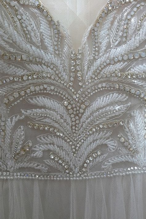 Wedding Dress Embroidery Design, Maggie Sottero Bridal Gowns, Maggie Sottero Bridal, Bridal Veils And Headpieces, Detail Couture, Saree Painting Designs, Bodice Applique, Tambour Beading, Pola Manik