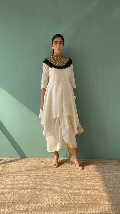 Aikeyah’s stunning, chic draped pieces with intricate embroideries and gota details are a modern favourite with us! For prices, please tap… | Instagram Pants Design For Suits, Indian Suits For Women Stylish, Pakistani Suit Designs, Modern Indian Fashion, Suits For Women Stylish, Creative Dresses, Indian Outfits Modern, Adi Shakti, Suit Neck Designs