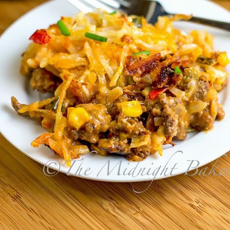 Mexicali Hashbrown Taco Casserole Hashbrown Taco Casserole, Taco Casserole, Hash Browns, The Midnight, Beef Dishes, Quesadillas, Ground Beef Recipes, Fajitas, Main Meals