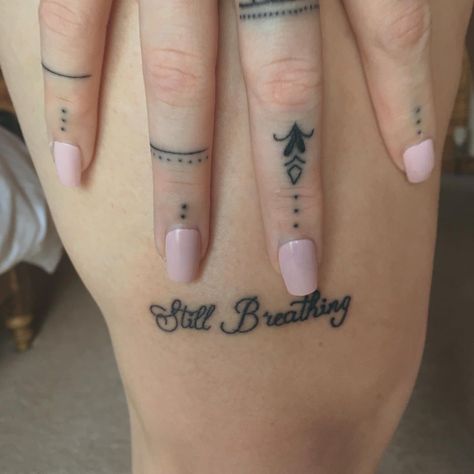 𝓢𝓴𝔂𝓮 on Instagram: “Made it to an age I didn’t think I would see ;;;; BUT WE MADE IT TO 20 BITCHES ❣️ - - - - - - - - #suicideprevention #suicidetattoo…” Recovery Tattoos, Diary Sketches, Tattoo Healing, Family Tattoo, Instagram Baddie, Discreet Tattoos, Family Tattoos, We Made It, Hand Tattoos