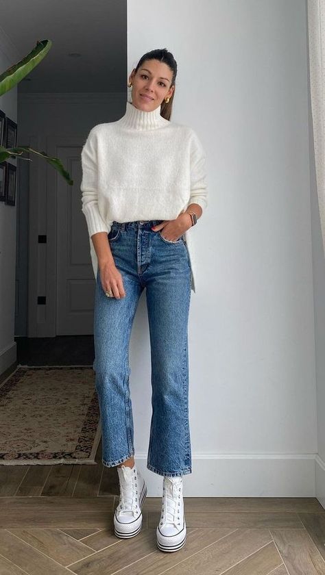 Fall Work Outfits Jeans, Straight Bootcut Jeans Outfit, Outfit Ideas With Straight Jeans, Work Outfit Converse, Cropped Flair Jeans Outfit, Wide Leg Jeans Outfit Winter Casual, Fall Outfits With Converse, Old Money Jeans Outfit, Hightop Converse Outfit